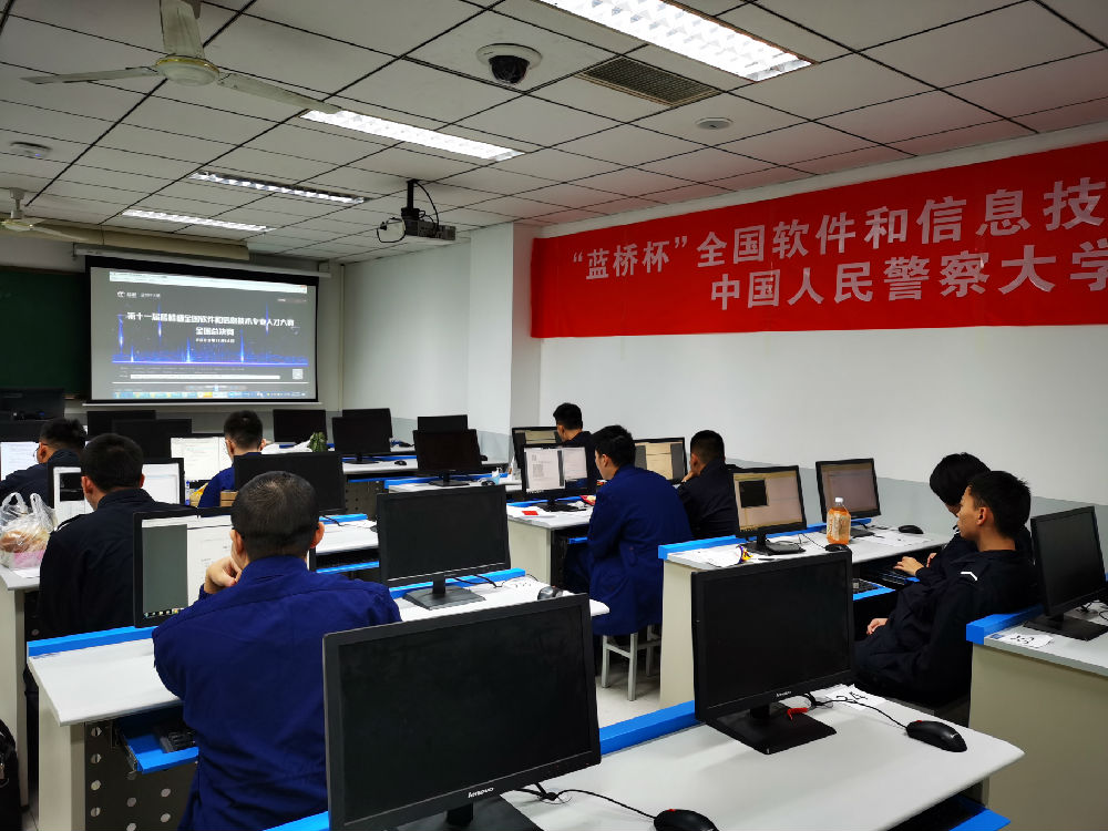 我校學子在第十一屆“藍橋杯”全國軟件和信息技術(shù)大賽國賽中斬獲佳績